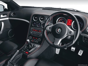 Alfa-Romeo-159-Dash.jpg